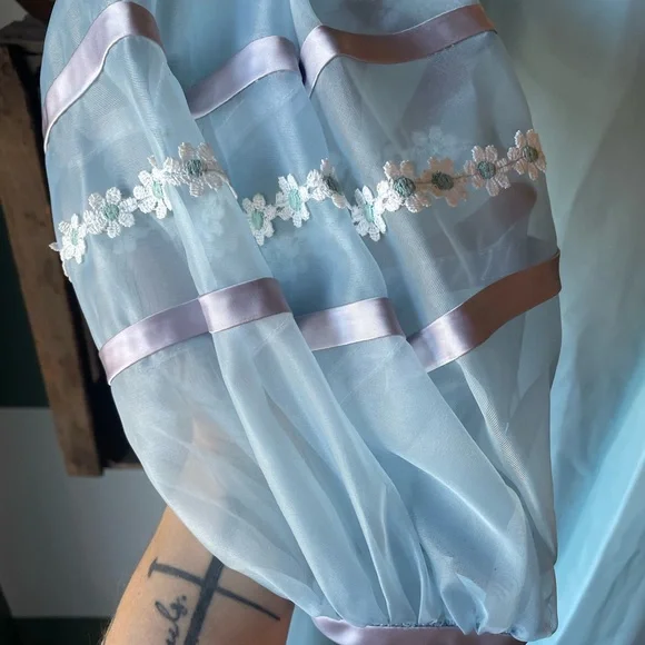 ILGWU VTG 1970’s Embroidered Dress - Picture 3 of 8